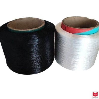 ความแข็งแรงสูง 100% FDY พอลิโปรไพเลนบริเวณเรียบ 900/1000/1250/2000/3000 Denier Twist Core สปูนยาง