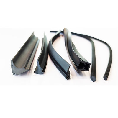 อพาร์ทเมนต์ EPDM ยาง PVC ผูกประปาสําหรับหน้าต่างและประตู UPVC โปรไฟล์ประปาสีดํา สีเทา สีน้ําตาล สีขาวหรือสีอื่น ๆ