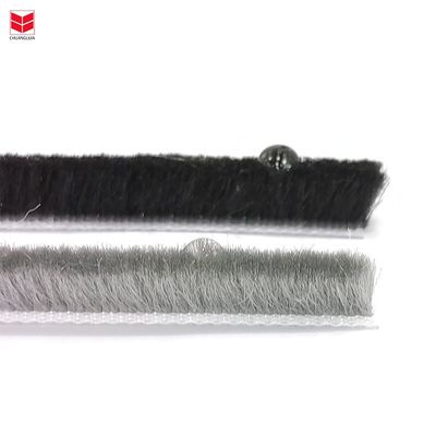 72F-130F จํานวนสายใย CLJ 100% โพลีโปรพีเลน ซิลิโคน Pp Bcf สายใยสําหรับซิลิโคน กันน้ํา Eatherstrip Twist