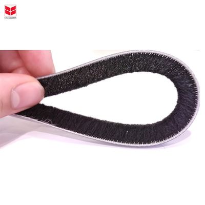 CLJ แพคเกจม้วน Anti-Collision Wool Pile Sealing Strip ไม่กันน้ํา ใช้กับประตูและหน้าต่างทั่วไป