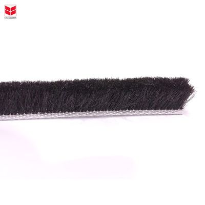CLJ แพคเกจม้วน Anti-Collision Wool Pile Sealing Strip ไม่กันน้ํา ใช้กับประตูและหน้าต่างทั่วไป