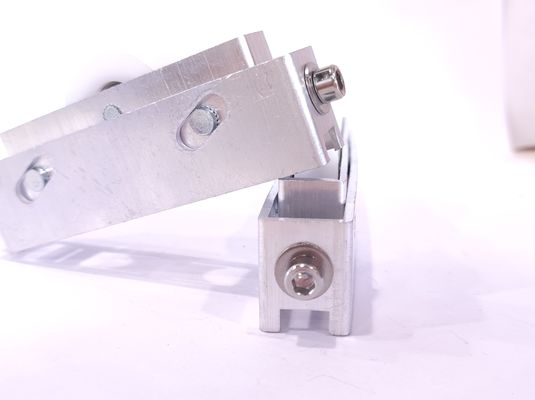 ตลาดบราซิล ซิงค์สลัด กล่องเครื่องจักรกล ประตูเลื่อน ล้อม้วน สไตล์ที่ทันสมัย