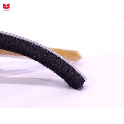ปรับปรุงอากาศ Stripping สําหรับกระจกเลื่อน สี สีดํา / สีเทา / สีน้ําตาล / สีขาว / อื่น ๆ ความสูงค้อน 3-25 มม / ความกว้าง 3-50 มม