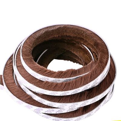 การออกแบบที่ทันสมัย ผ้าปูค้อน Self Adhesive Seal สําหรับประตูหน้าต่าง สภาพอากาศ ถอดออก Draft Excluder