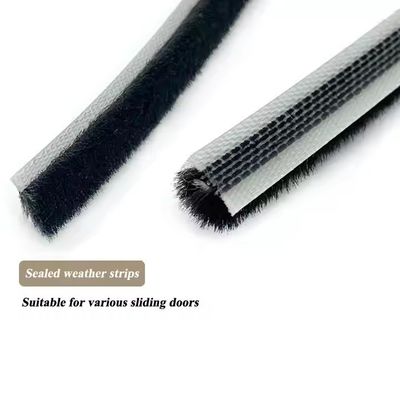 ดีไซน์ที่ทันสมัย กันฝุ่น กันลม สูง สายสภาพอากาศสําหรับประตูและหน้าต่าง การบํารุงรักษาง่าย