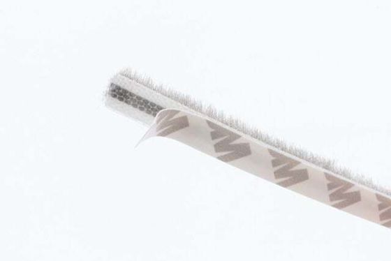 การออกแบบที่ทันสมัย ปิดประตูกันฝุ่นด้วย 100% PP สตริปสภาพอากาศ